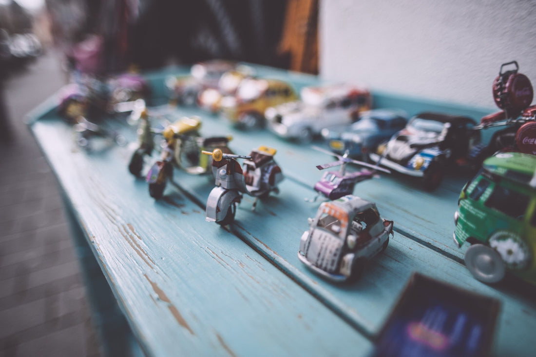 Best Dementia Toys & Activities for Cognitive Engagement